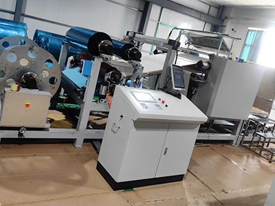 Gluing machine